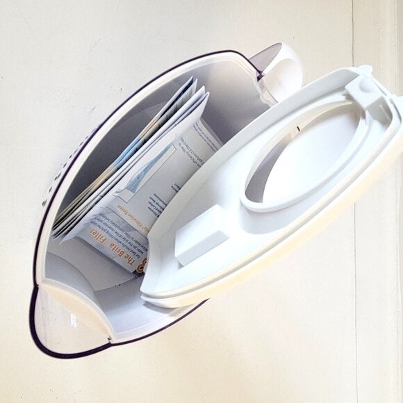 Brita 6-Cup Pitcher Includes Cartridge OB21/OB03 Space Saver Water White - Picture 4 of 7